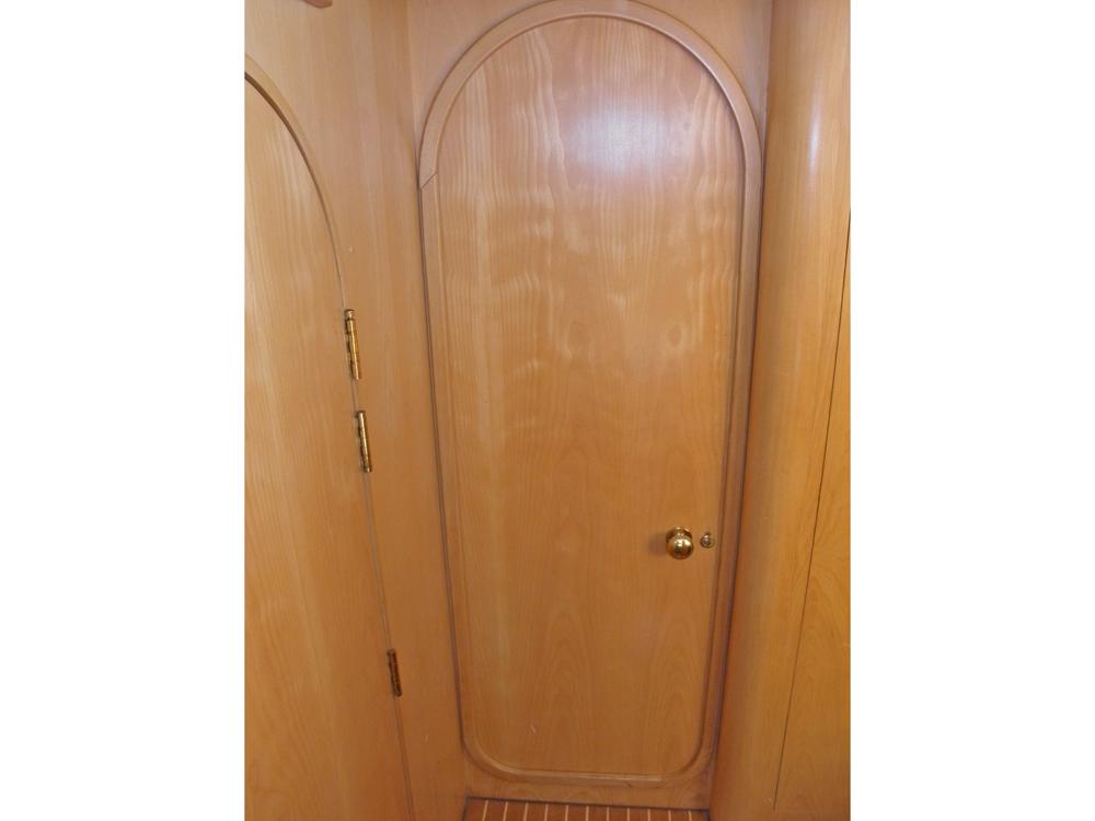 Fore ship, Accommodation